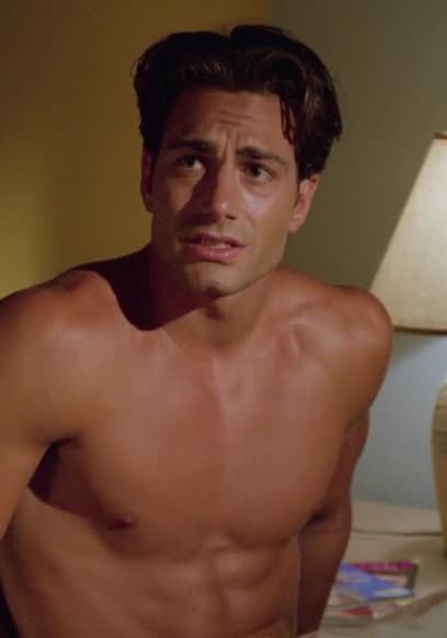 S08:E06 - Lifeguard Confidential poster