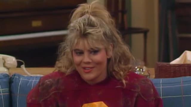 S08:E13 - The Greek Connection