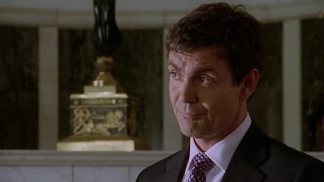 S02:E01 - Wives and Lovers