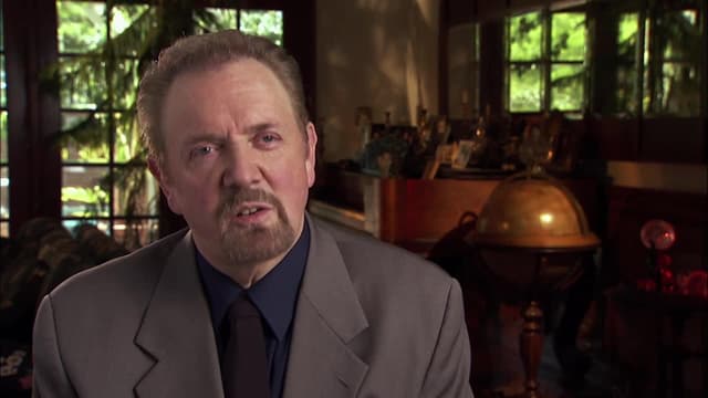 S03:E15 - Aliens, Gods and Heroes