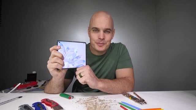 S01:E09 - Phone Teardowns: Oppo vs. Pixel 5 vs. HTC U12+