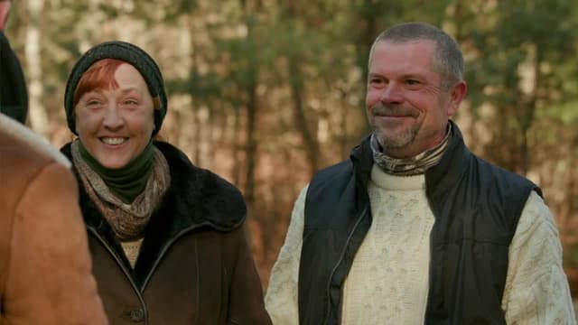 S06:E10 - New Love, New Home