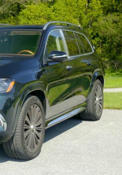 S41:E11 - Mercedes-Benz Maybach GLS poster