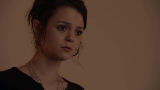 S01:E06 - 5:00 P.M. - 6:00 P.M.