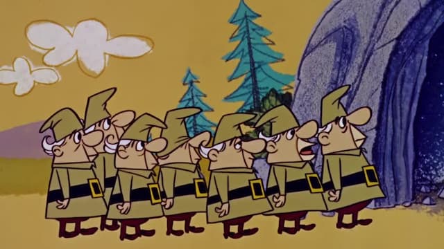 S01:E11 - Bewitched Bear / Hoodwinked Bear / Snow White Bear