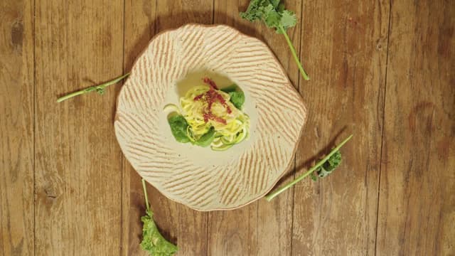 S01:E05 - Community on the Line