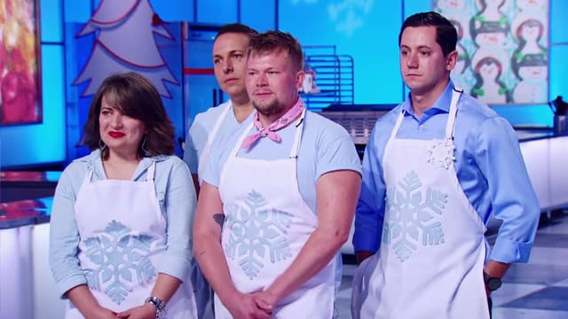 S01:E01 - When the Elves Call in Sick