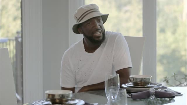 S05:E01 - In With the New