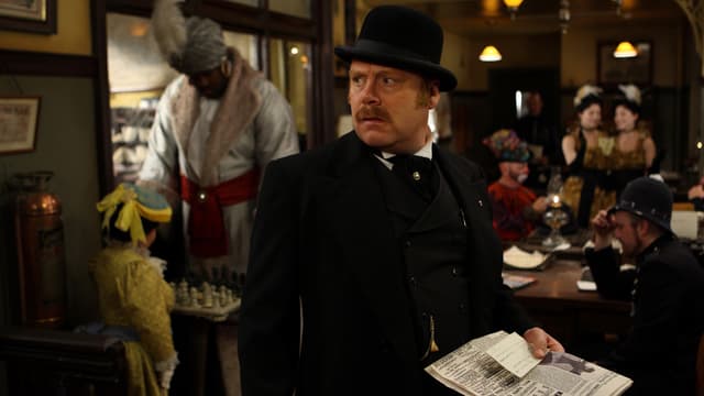 S03:E07 - Blood and Circuses