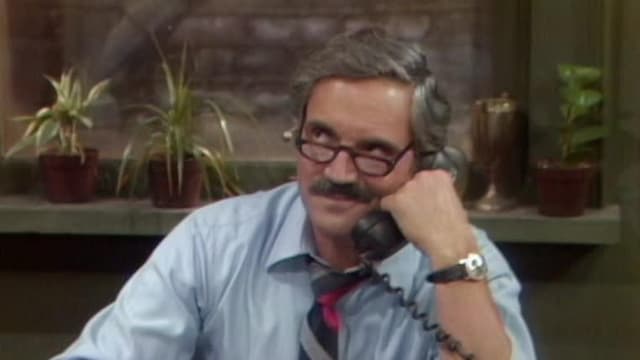 S07:E06 - Call Girl