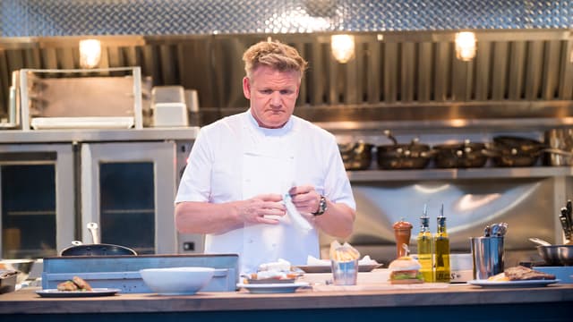 S03:E05 - Seafarer's Family Restaurant