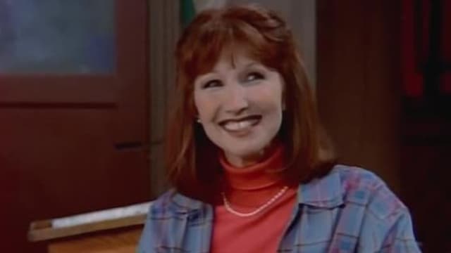 S01:E07 - Bustiers and Body Paints