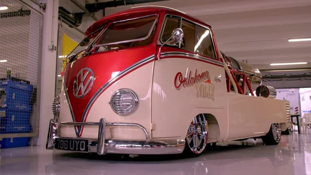 S01:E18 - Episode 18