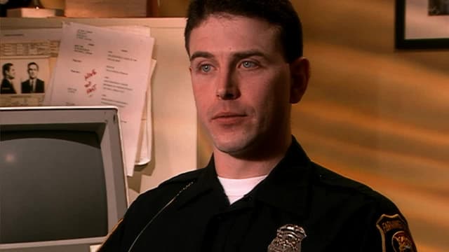 S01:E03 - Episode 3