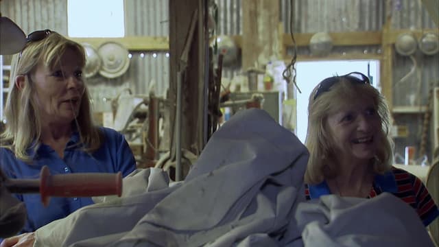 S13:E19 - Space Oddities