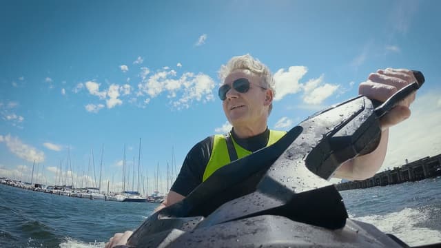 S15:E06 - Pier Pressure