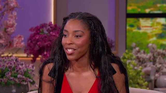 S03:E48 - Jessica Williams, Kevin Olusola