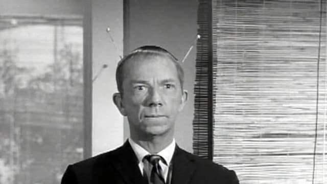 S01:E24 - Super-Duper Snooper