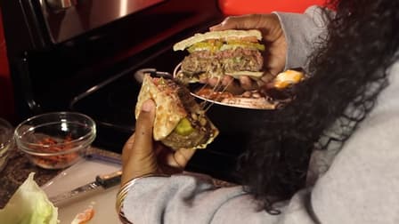 S01:E07 - Bacon and BBQ Pulled Pork