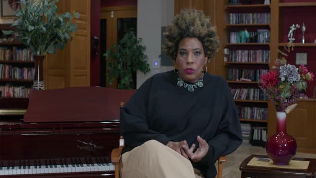 S01:E02 - Macy Gray