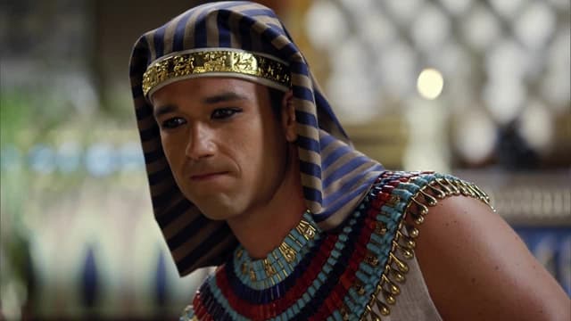 S01:E28 - Amor confesado