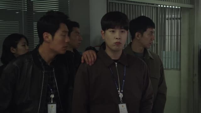 S01:E12 - Episode 12