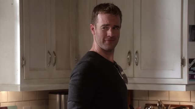 S02:E09 - The Scarlet Neighbor...