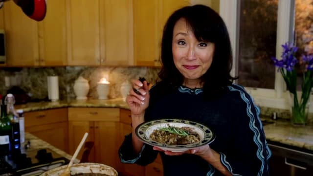 S02:E05 - Everything Mushrooms