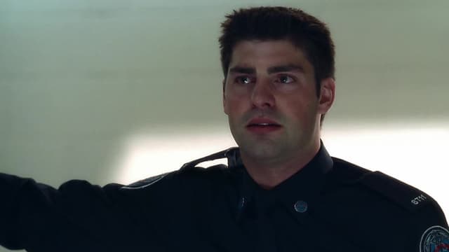 S01:E07 - Hot & Bothered