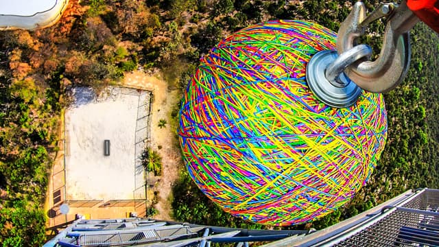 S01:E06 - The Most Satisfying Slo-mo You've Ever Seen