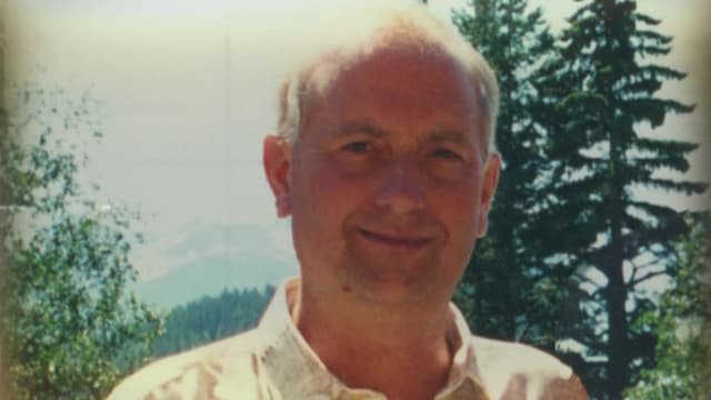 S03:E05 - Murder at the Farmhouse