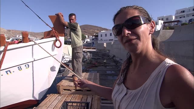 S02:E09 - Southern Cyclades - Blue, White, Black