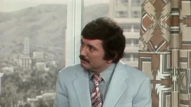 S01:E25 - The Former Mr. Preston