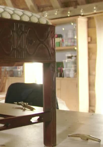 S01:E02 - Piano Stool, Daffodil Telephone, Magic Lantern poster