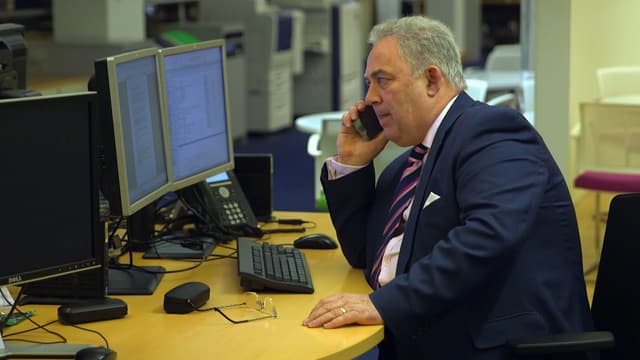 S01:E16 - Episode 16