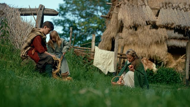 S01:E04 - Julio, primer ciudadano guerrero