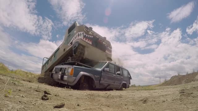 S07:E09 - A Tank, an Eagle and a Brat