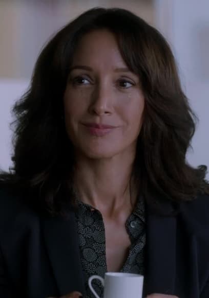 S01:E08 - Leah poster