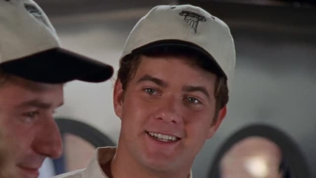 S05:E506 - S05:E06 - Use Your Disillusion