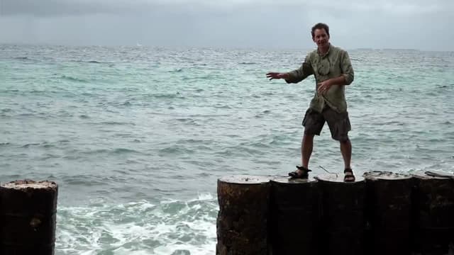 S01:E01 - Rising Oceans