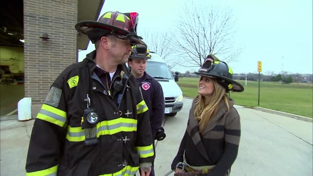 S01:E11 - Chicago Firehouse Kitchen