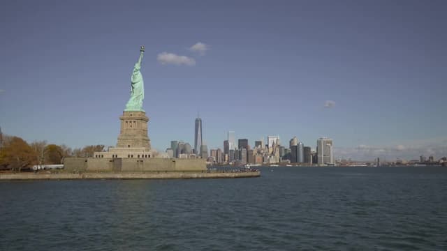 S04:E01 - New York State