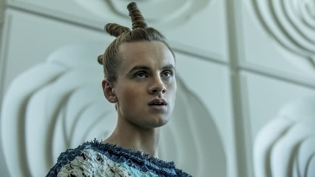 S02:E04 - The Greatest Story Ever Told