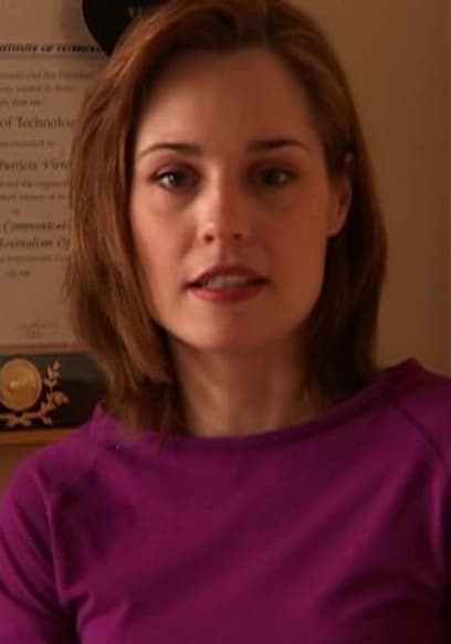 S01:E01 - Patti and John poster