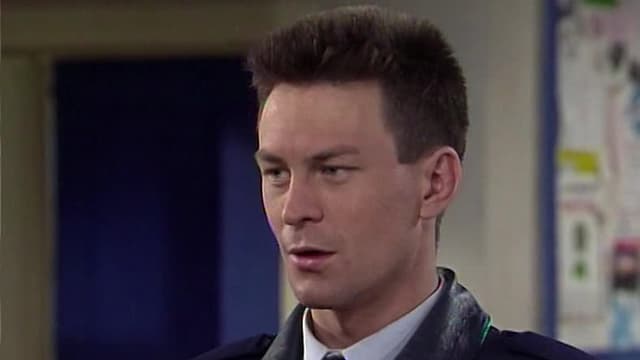 S02:E02 - Good Cop, Bad Cop