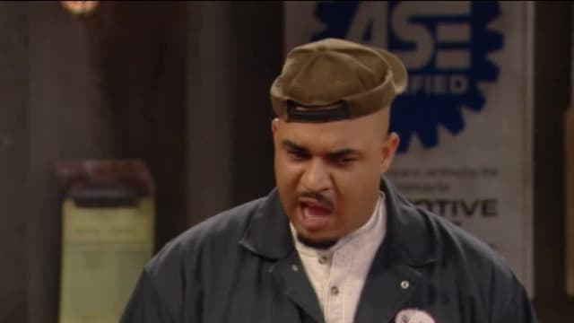 S02:E203 - Car Trouble