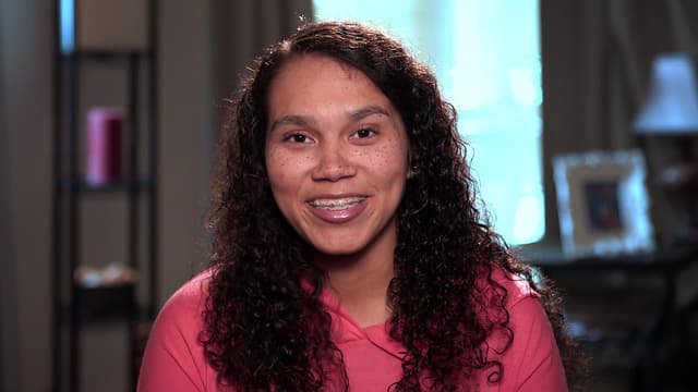 S01:E01 - Adventures of Patricia