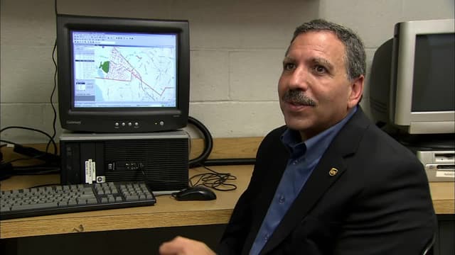 S08:E20 - Tsukiji, Cricket Bats, Parcels