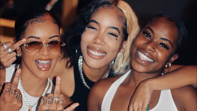 S01:E11 - Fun Day & House Tour