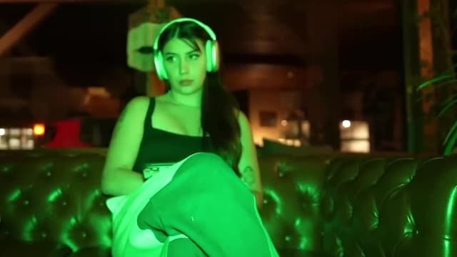 S01:E11 - Demon Appeared at the Haunted Hand Hotel (Pt. 2)